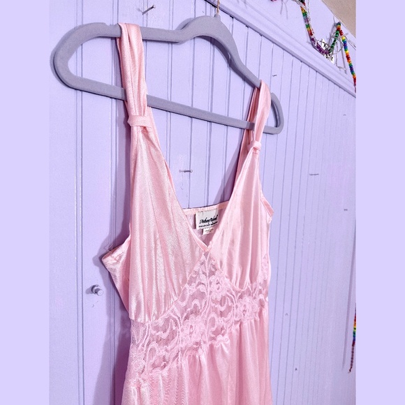 Modern Pink Nighty / Lingerie Slip - Picture 5 of 5